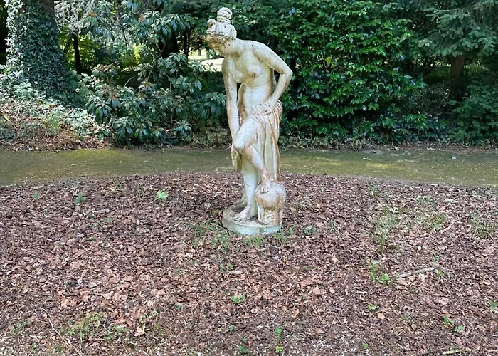 Βίλα Chateau De La Cour De Coulonces Saint-Martin-de-Tallevende